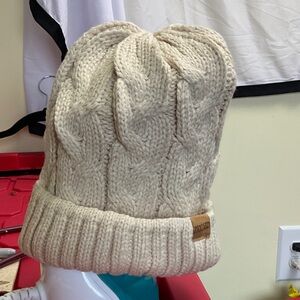 Piozaed  Cozy Cream Cable Knit Beanie